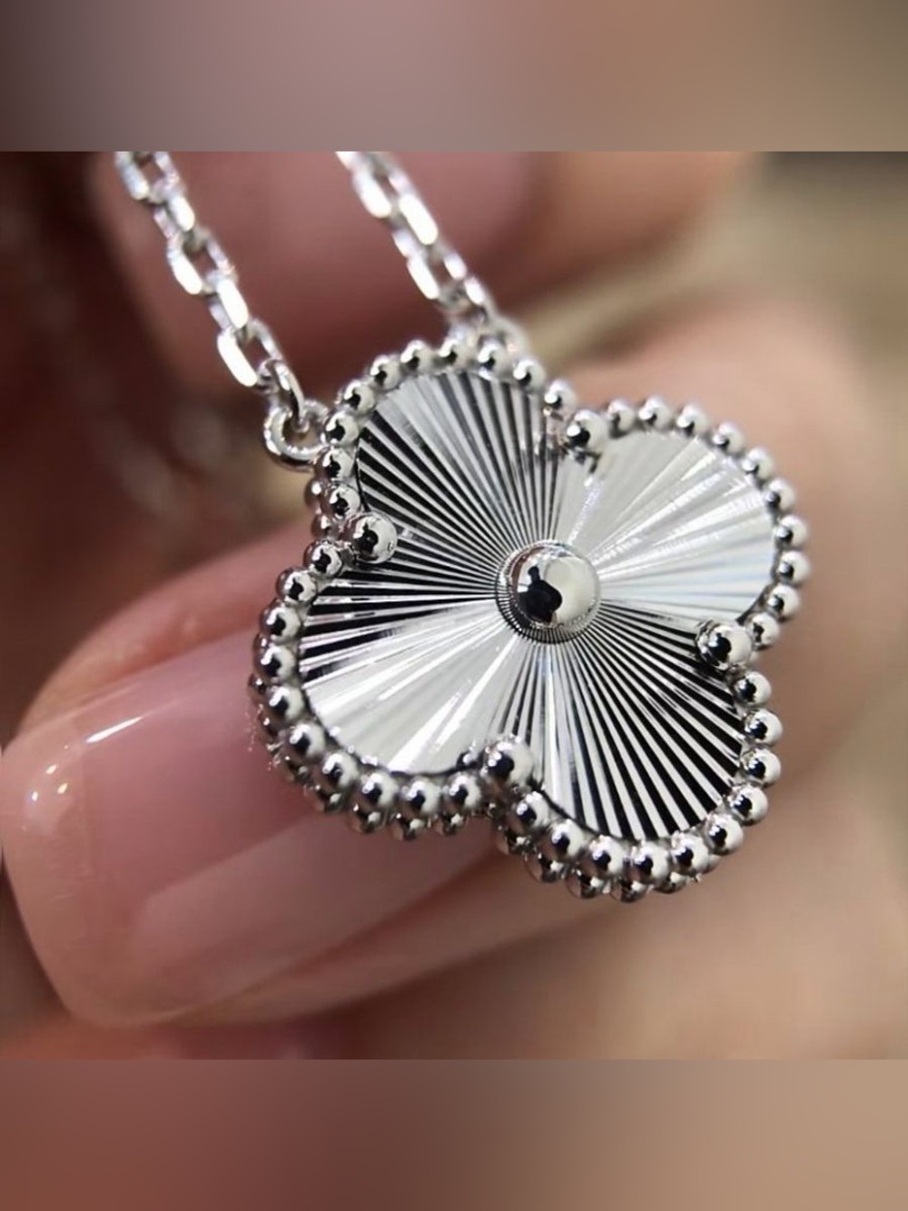 Clover Pendant Necklace Alhambra Inspired